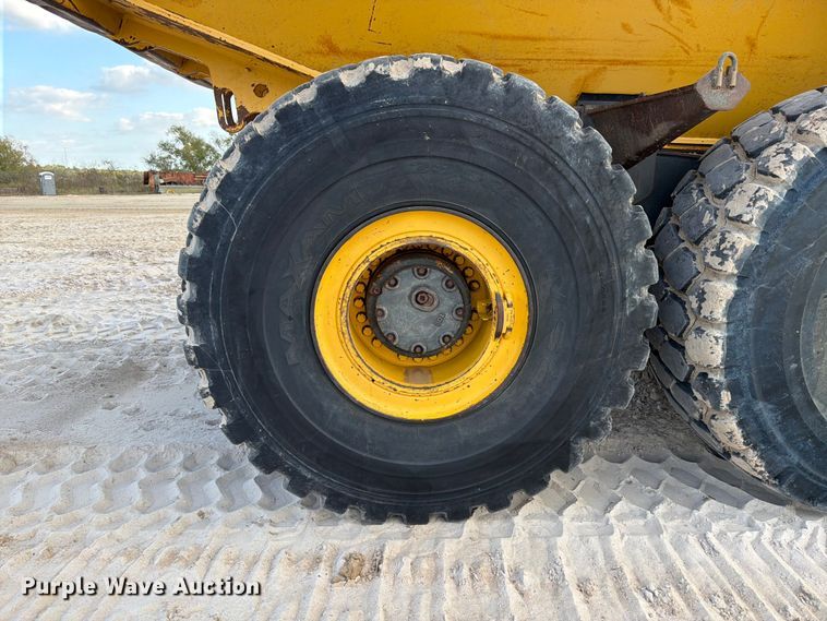 image for item ED5009 2016 Komatsu HM400-5 articulated haul truck