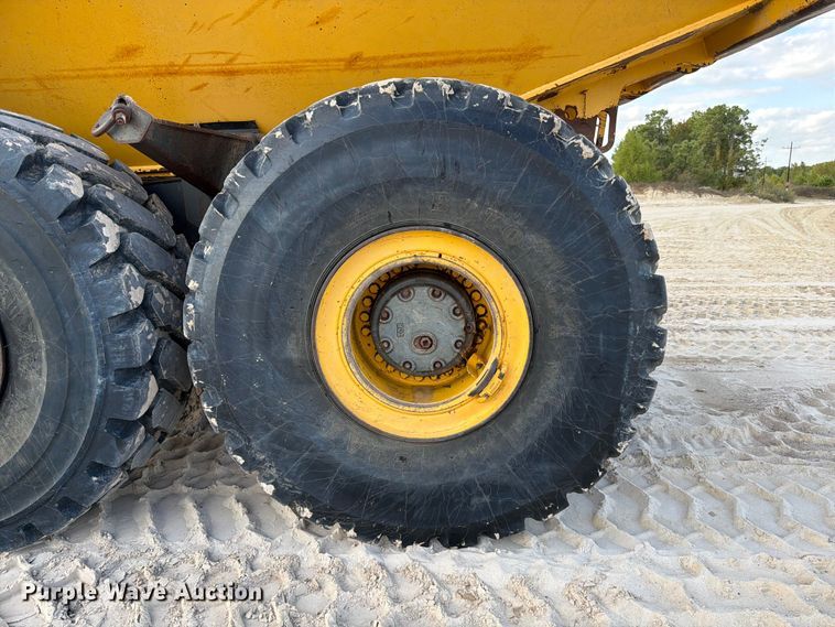 image for item ED5009 2016 Komatsu HM400-5 articulated haul truck