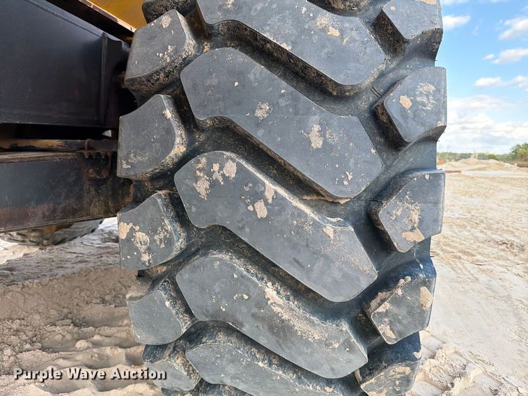 image for item ED5009 2016 Komatsu HM400-5 articulated haul truck