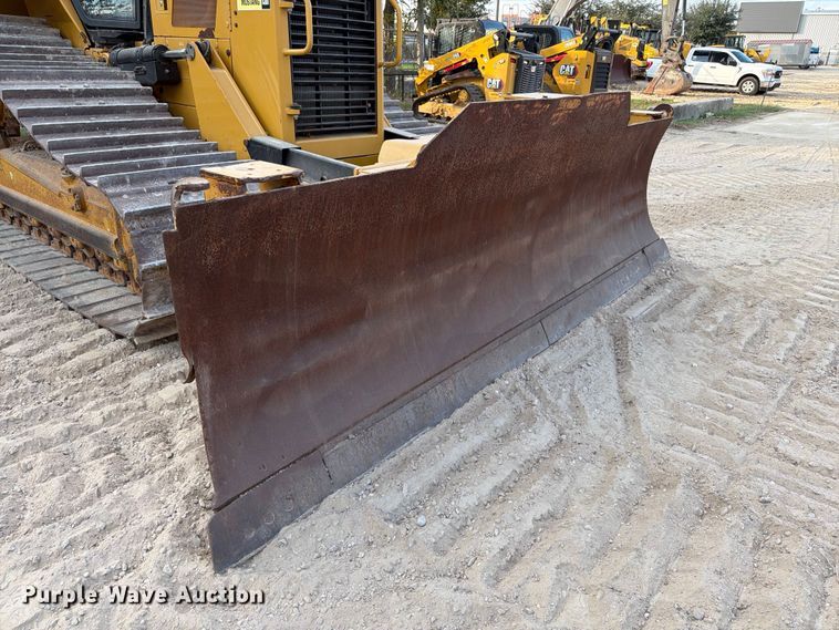 image for item ED5011 2017 Caterpillar D6N LGP dozer