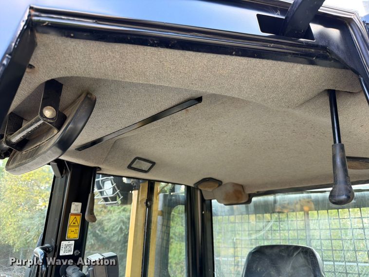 image for item ED5011 2017 Caterpillar D6N LGP dozer