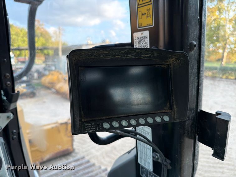 image for item ED5011 2017 Caterpillar D6N LGP dozer