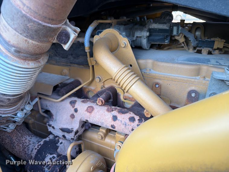 image for item ED5011 2017 Caterpillar D6N LGP dozer