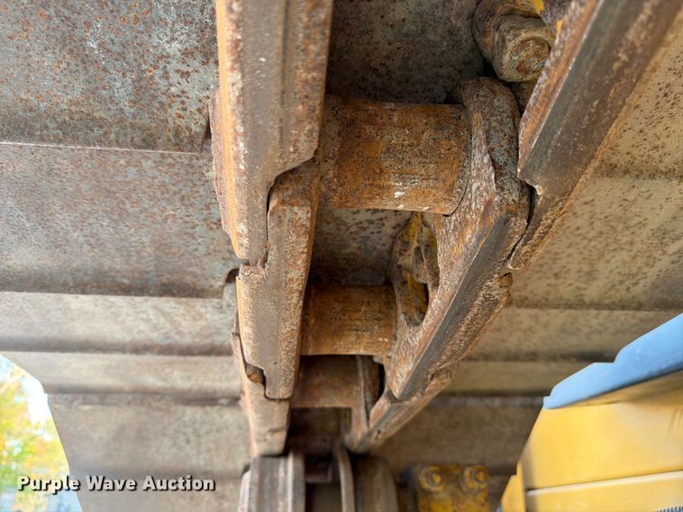 image for item ED5011 2017 Caterpillar D6N LGP dozer