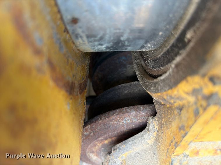 image for item ED5011 2017 Caterpillar D6N LGP dozer