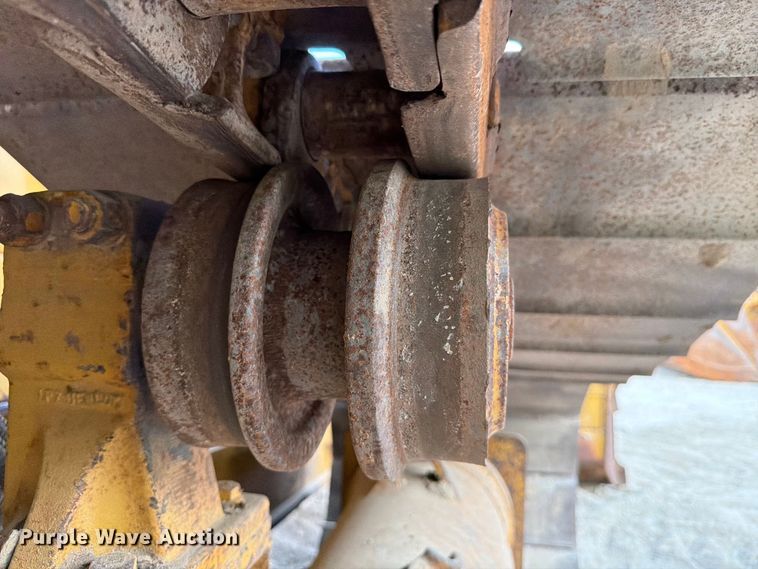 image for item ED5011 2017 Caterpillar D6N LGP dozer