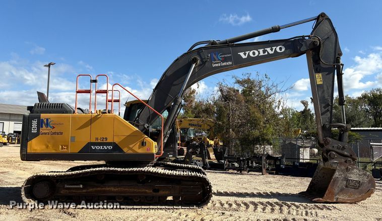 image for item ED5012 2020 Volvo EC300EL excavator