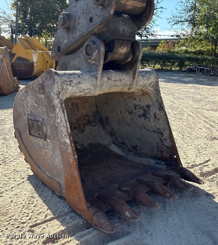 image for item ED5012 2020 Volvo EC300EL excavator