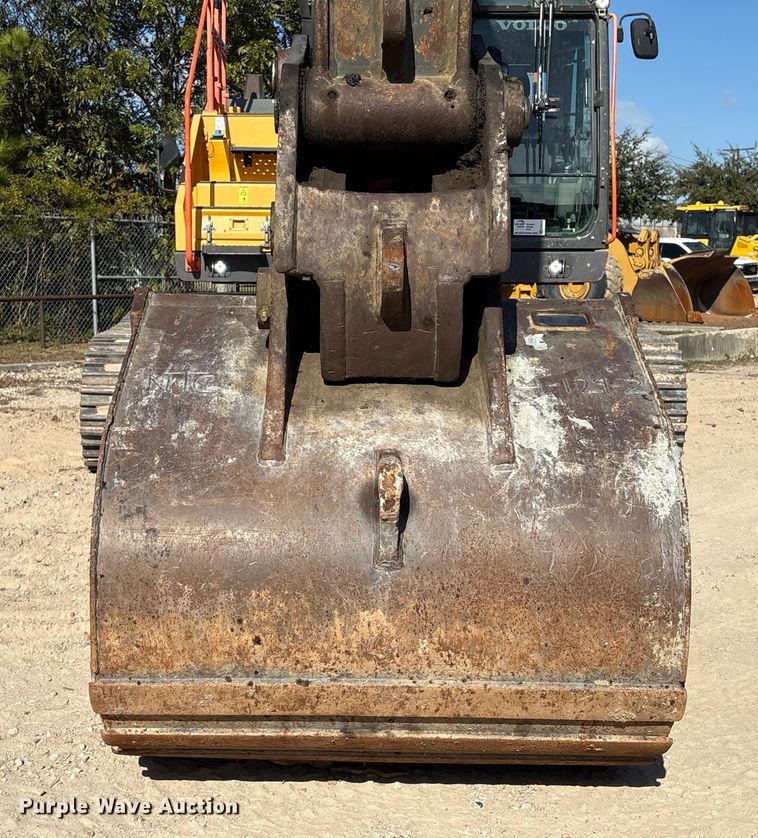 image for item ED5012 2020 Volvo EC300EL excavator