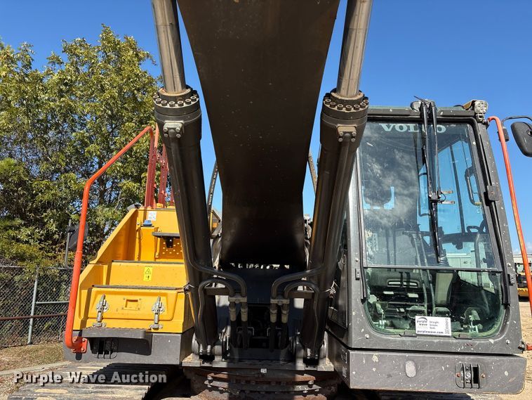 image for item ED5012 2020 Volvo EC300EL excavator