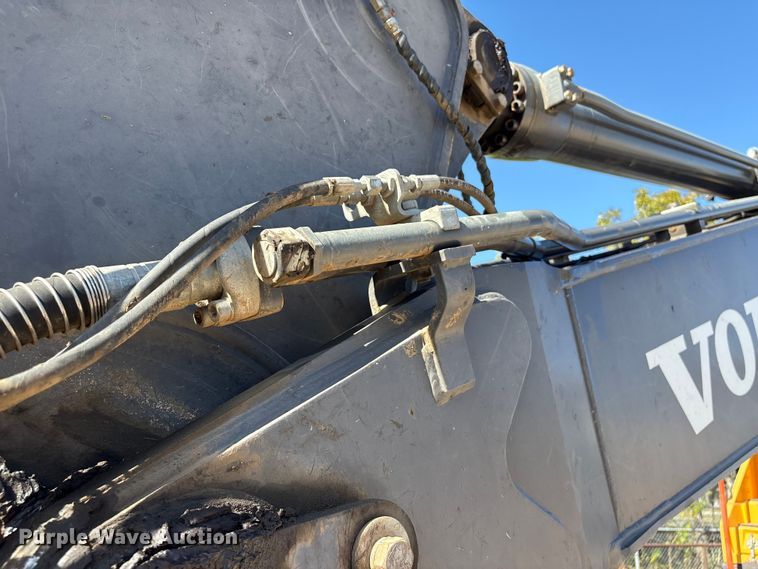 image for item ED5012 2020 Volvo EC300EL excavator