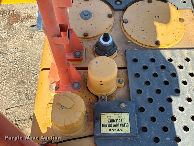 image for item ED5012 2020 Volvo EC300EL excavator