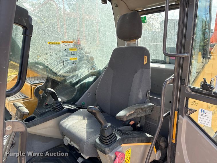 image for item ED5012 2020 Volvo EC300EL excavator