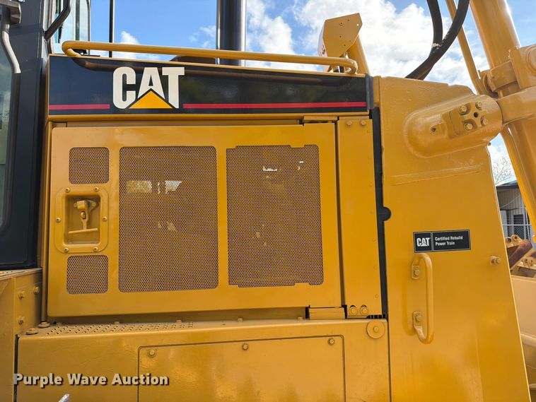 image for item ED5013 2005 Caterpillar D7R dozer