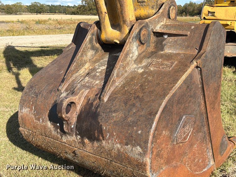 image for item ED5014 2017 Komatsu PC360LC-11 excavator