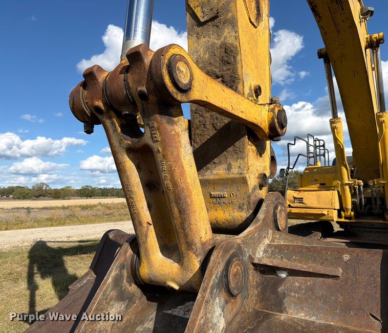 image for item ED5014 2017 Komatsu PC360LC-11 excavator