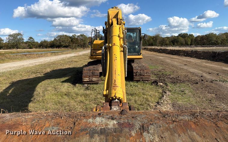 image for item ED5014 2017 Komatsu PC360LC-11 excavator