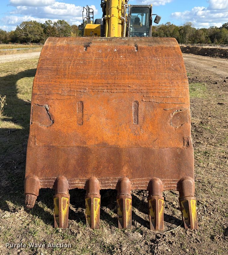 image for item ED5014 2017 Komatsu PC360LC-11 excavator