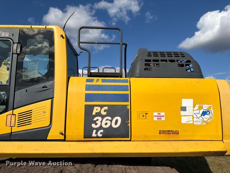image for item ED5014 2017 Komatsu PC360LC-11 excavator