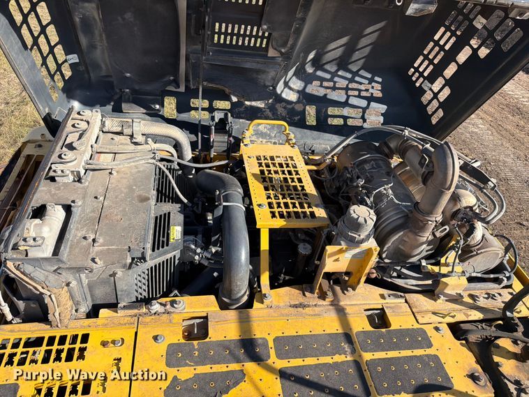 image for item ED5014 2017 Komatsu PC360LC-11 excavator