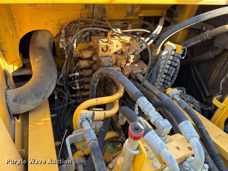 image for item ED5014 2017 Komatsu PC360LC-11 excavator