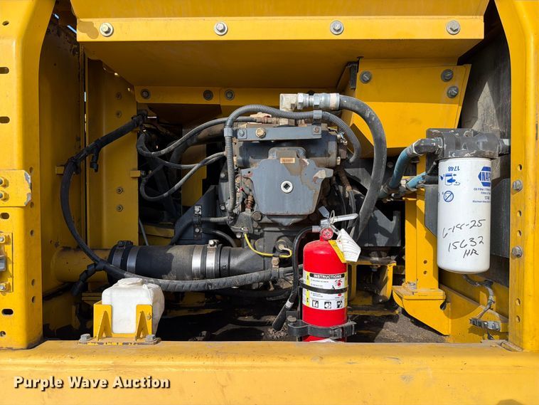 image for item ED5014 2017 Komatsu PC360LC-11 excavator