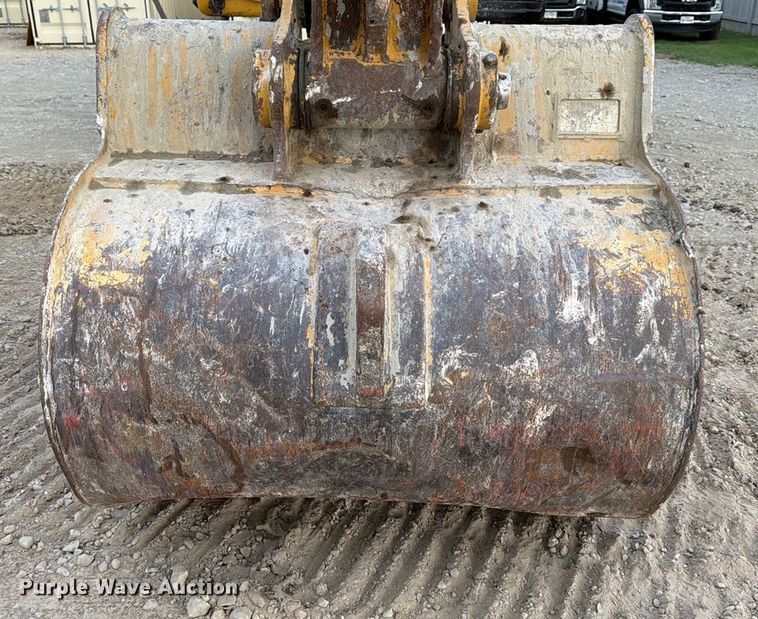 image for item ED5015 2015 Caterpillar 320E LRR excavator