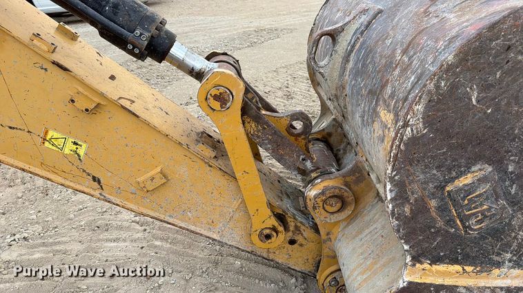 image for item ED5015 2015 Caterpillar 320E LRR excavator