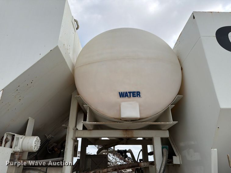 image for item ED5016 2022 International HX620 volumetric concrete mixer truck