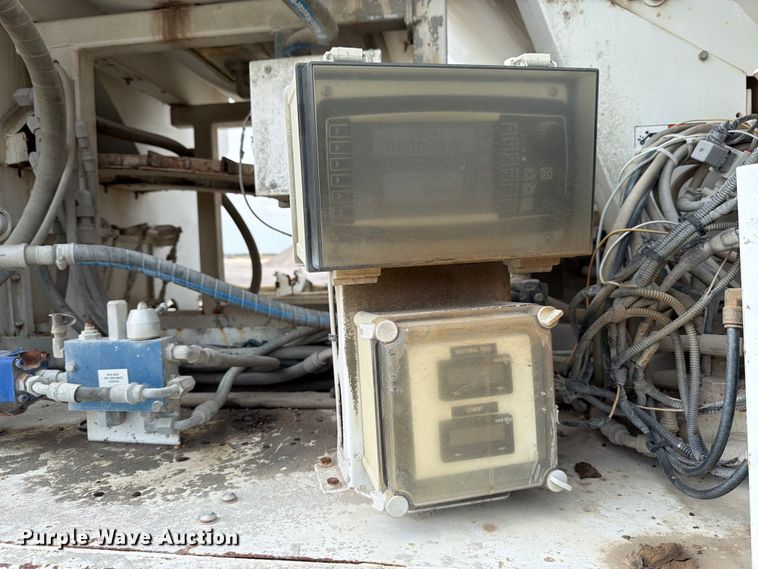 image for item ED5016 2022 International HX620 volumetric concrete mixer truck