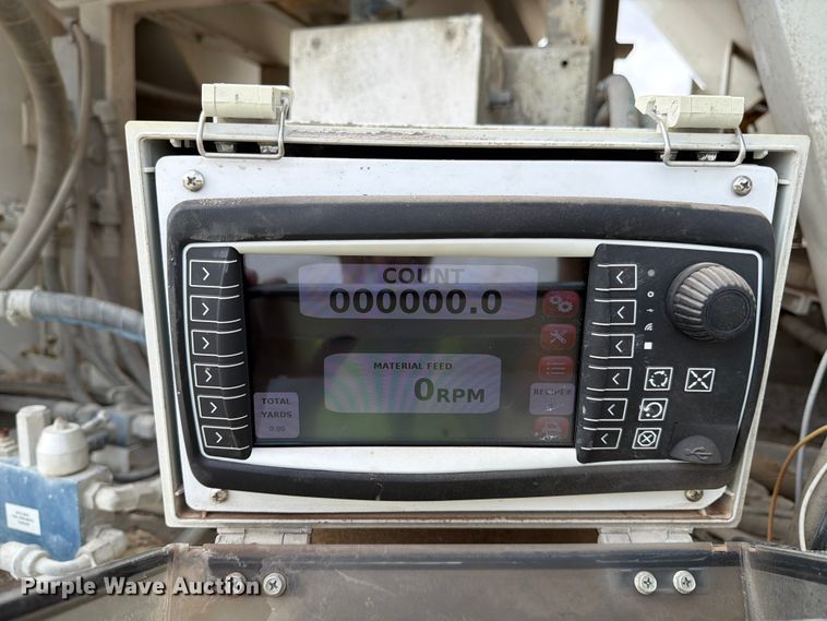 image for item ED5016 2022 International HX620 volumetric concrete mixer truck