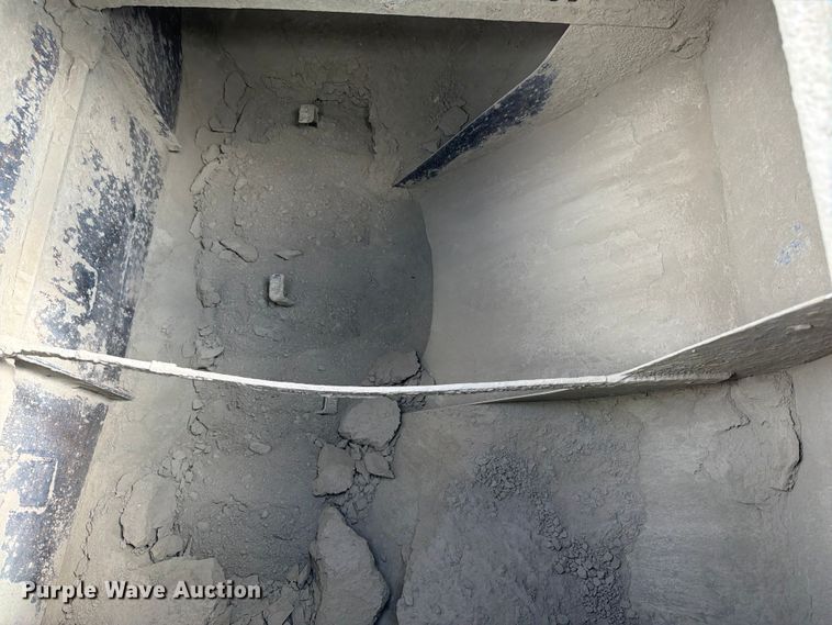 image for item ED5016 2022 International HX620 volumetric concrete mixer truck