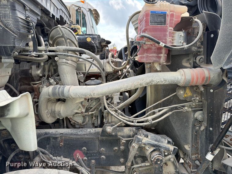 image for item ED5016 2022 International HX620 volumetric concrete mixer truck