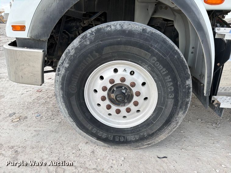 image for item ED5016 2022 International HX620 volumetric concrete mixer truck