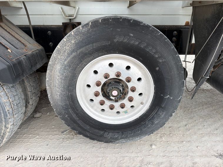 image for item ED5016 2022 International HX620 volumetric concrete mixer truck