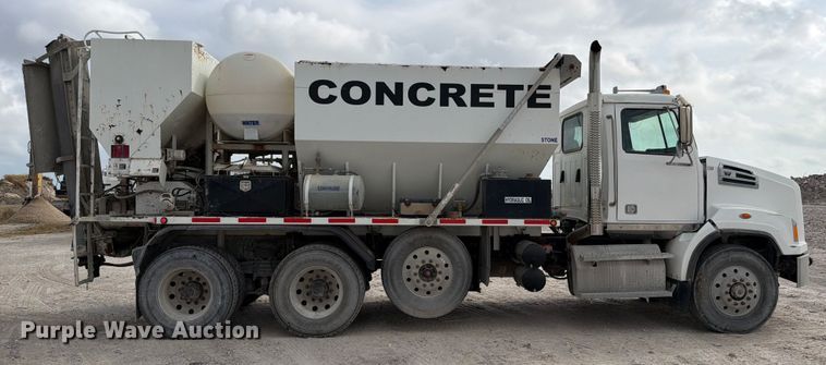 image for item ED5018 2021 Western Star 4700 volumetric concrete mixer truck