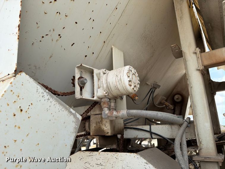 image for item ED5018 2021 Western Star 4700 volumetric concrete mixer truck