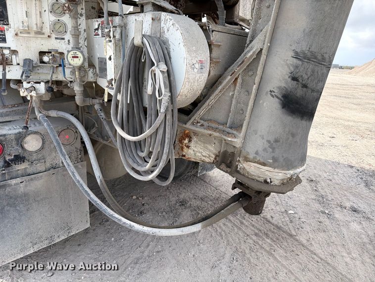 image for item ED5018 2021 Western Star 4700 volumetric concrete mixer truck