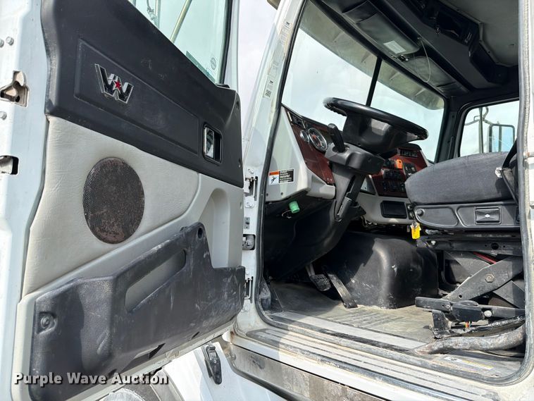 image for item ED5018 2021 Western Star 4700 volumetric concrete mixer truck