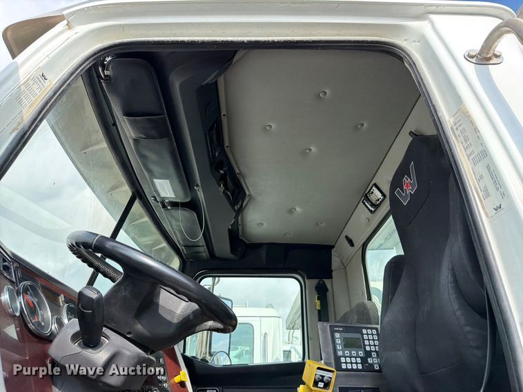 image for item ED5018 2021 Western Star 4700 volumetric concrete mixer truck