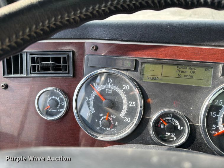 image for item ED5018 2021 Western Star 4700 volumetric concrete mixer truck