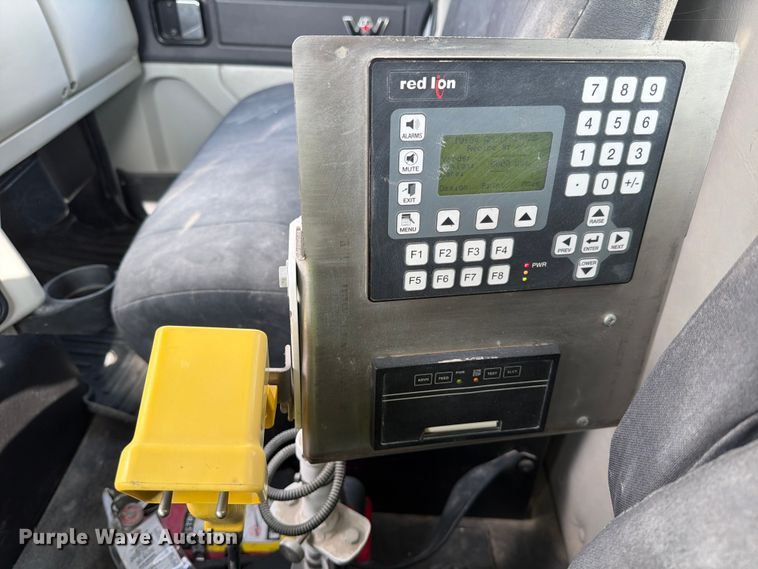 image for item ED5018 2021 Western Star 4700 volumetric concrete mixer truck