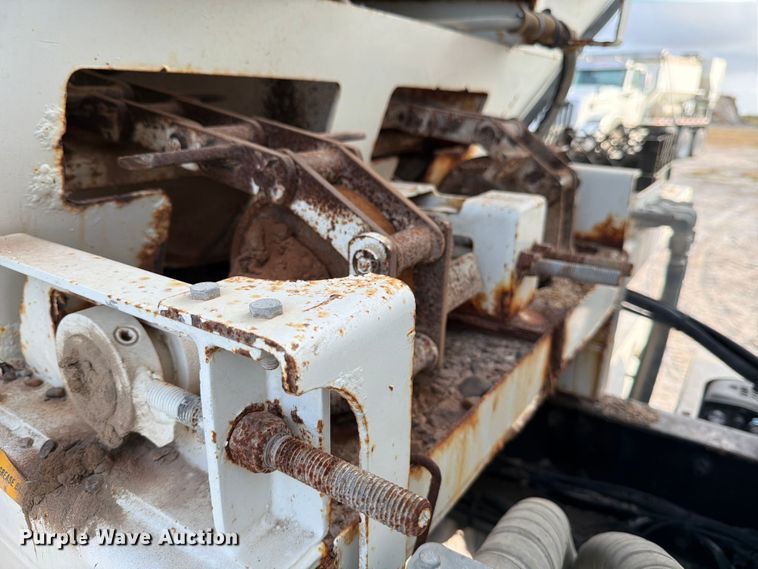 image for item ED5020 2021 Peterbilt 567 volumetric concrete mixer truck