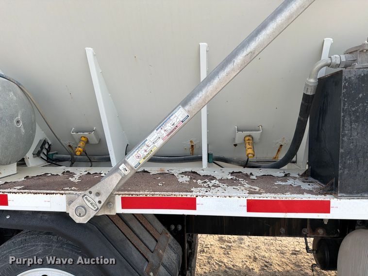 image for item ED5020 2021 Peterbilt 567 volumetric concrete mixer truck