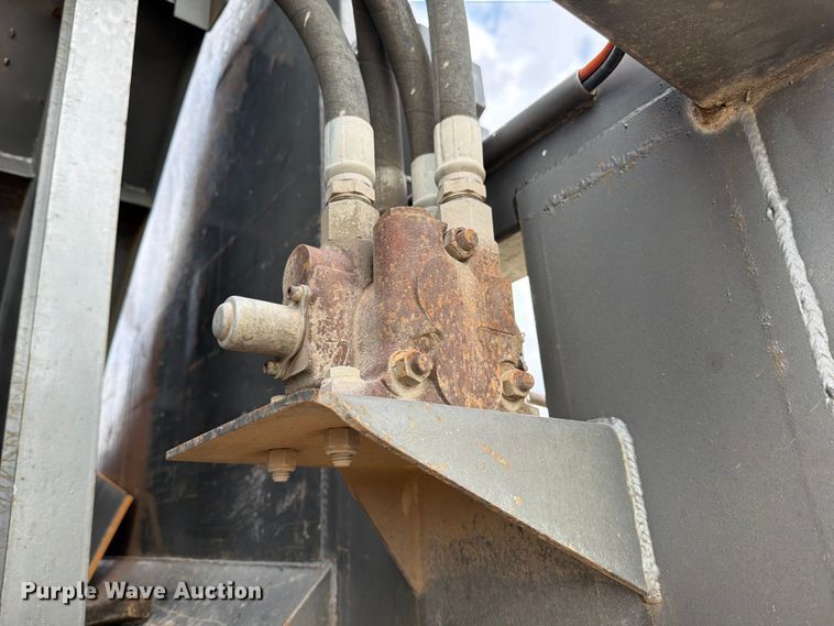 image for item ED5027 2014 Warren  WHDT3996-2-SS ejector trailer