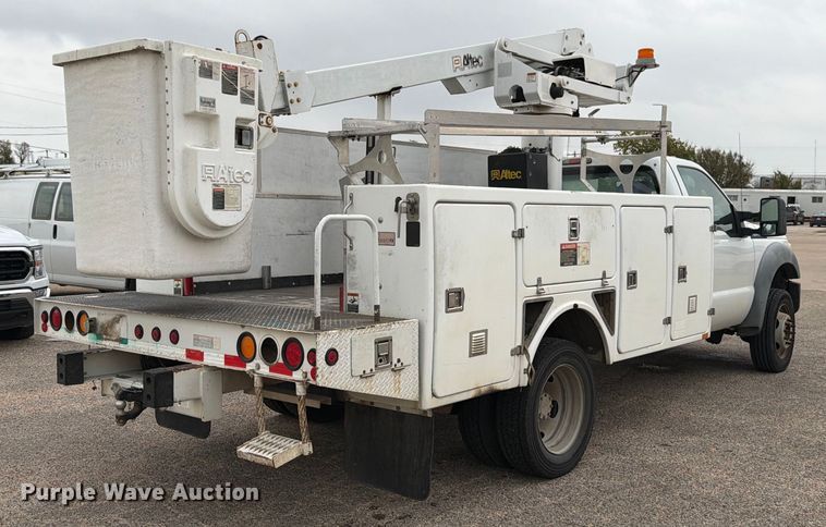 CAMIóN CON CANASTILLA 2011 FORD ALTEC