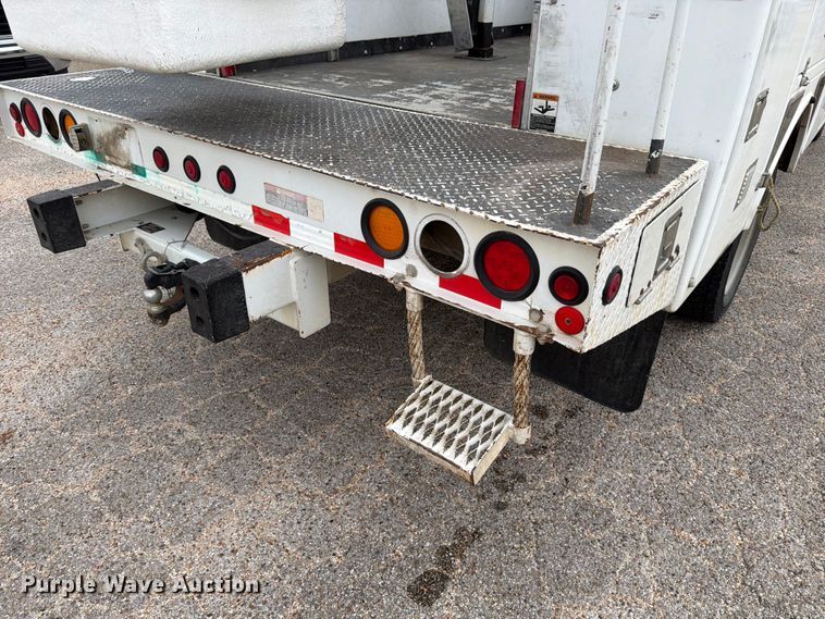 image for item ED5032 2011 Ford F450 Super Duty bucket truck