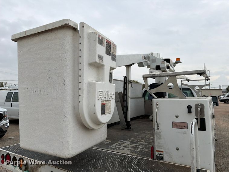 image for item ED5032 2011 Ford F450 Super Duty bucket truck