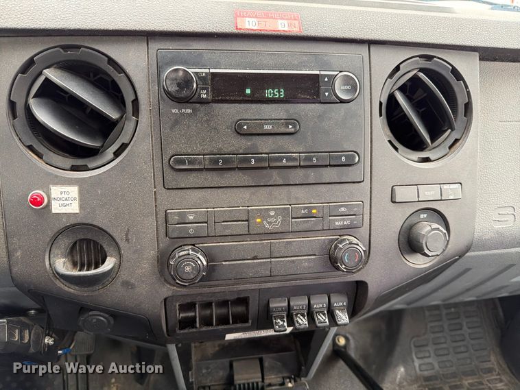 image for item ED5032 2011 Ford F450 Super Duty bucket truck