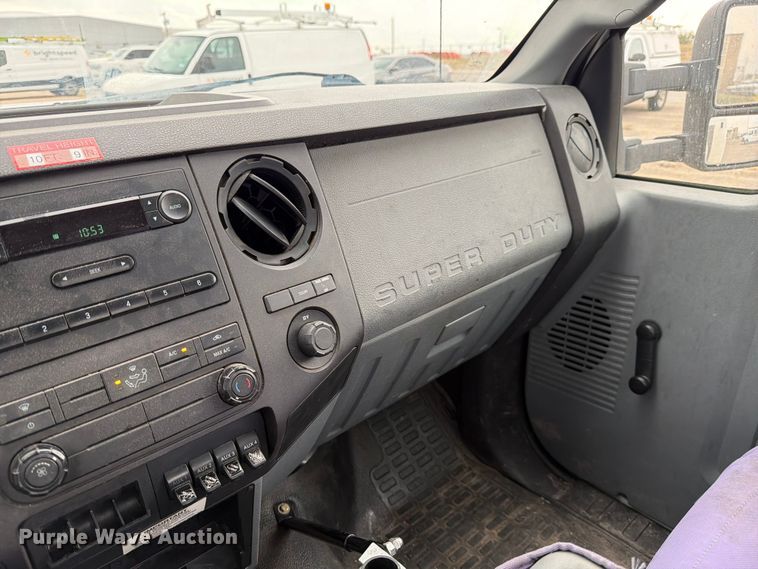 image for item ED5032 2011 Ford F450 Super Duty bucket truck